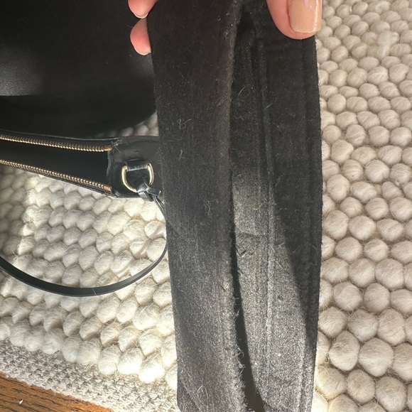 Louis Vuitton Epi Pouchette - Picture 7 of 11